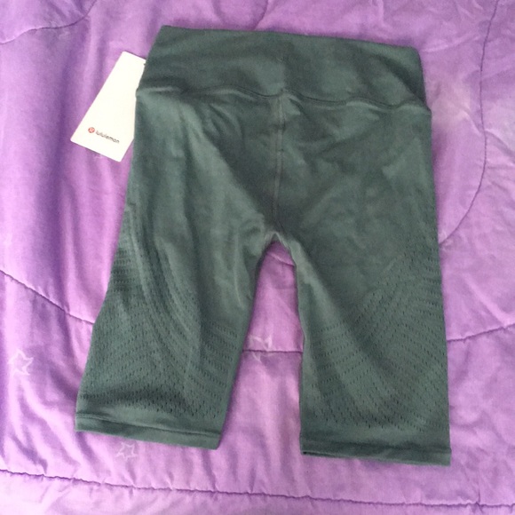Lululemon Reveal Short Digital Rain Size 10 - Picture 9 of 11